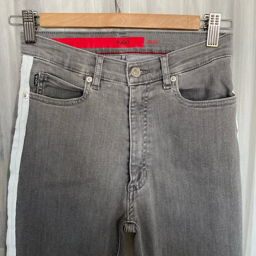 Hugo Boss women’s jeans, faded grey, high rises, skinny, stretchy! Size 28 X 32 - Picture 4 of 14